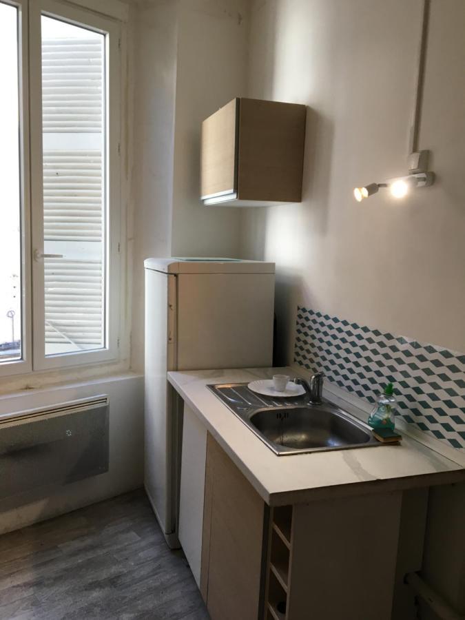 Le Victor Hugo 1G Et Sa Pizza Offerte Apartment Aurillac Exterior foto